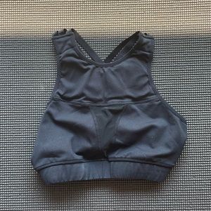 Chestee  sports bra